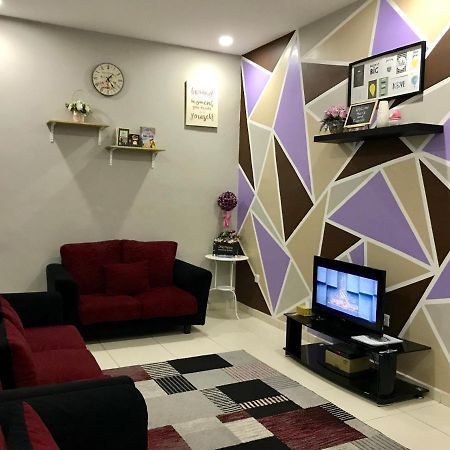 D'Q Putra Homestay Melaka Unit Miqa Esterno foto