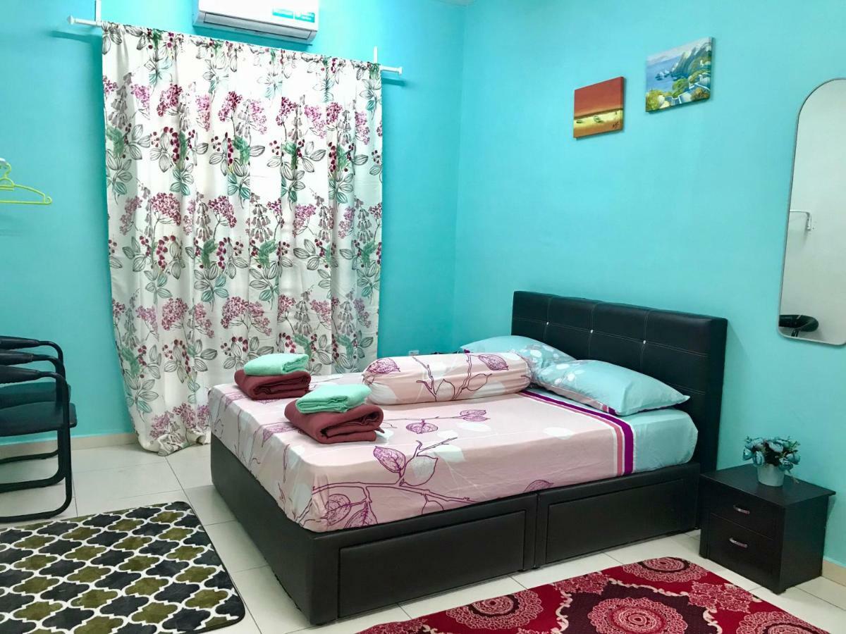 D'Q Putra Homestay Melaka Unit Miqa Esterno foto